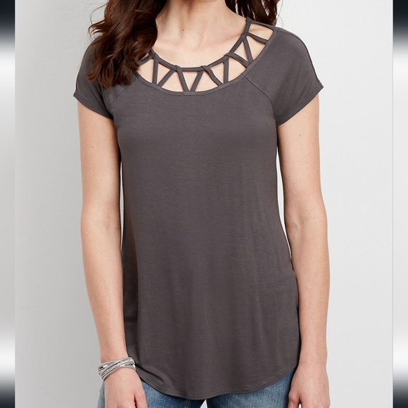 Maurices Lattice Neck 24/7 Tee - Picture 3 of 3